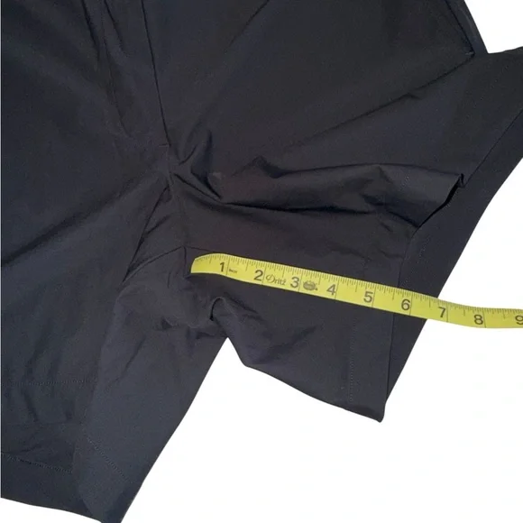 NWT Spanx Women’s Sunshine Short Very Black Sz Large - Picture 4 of 7